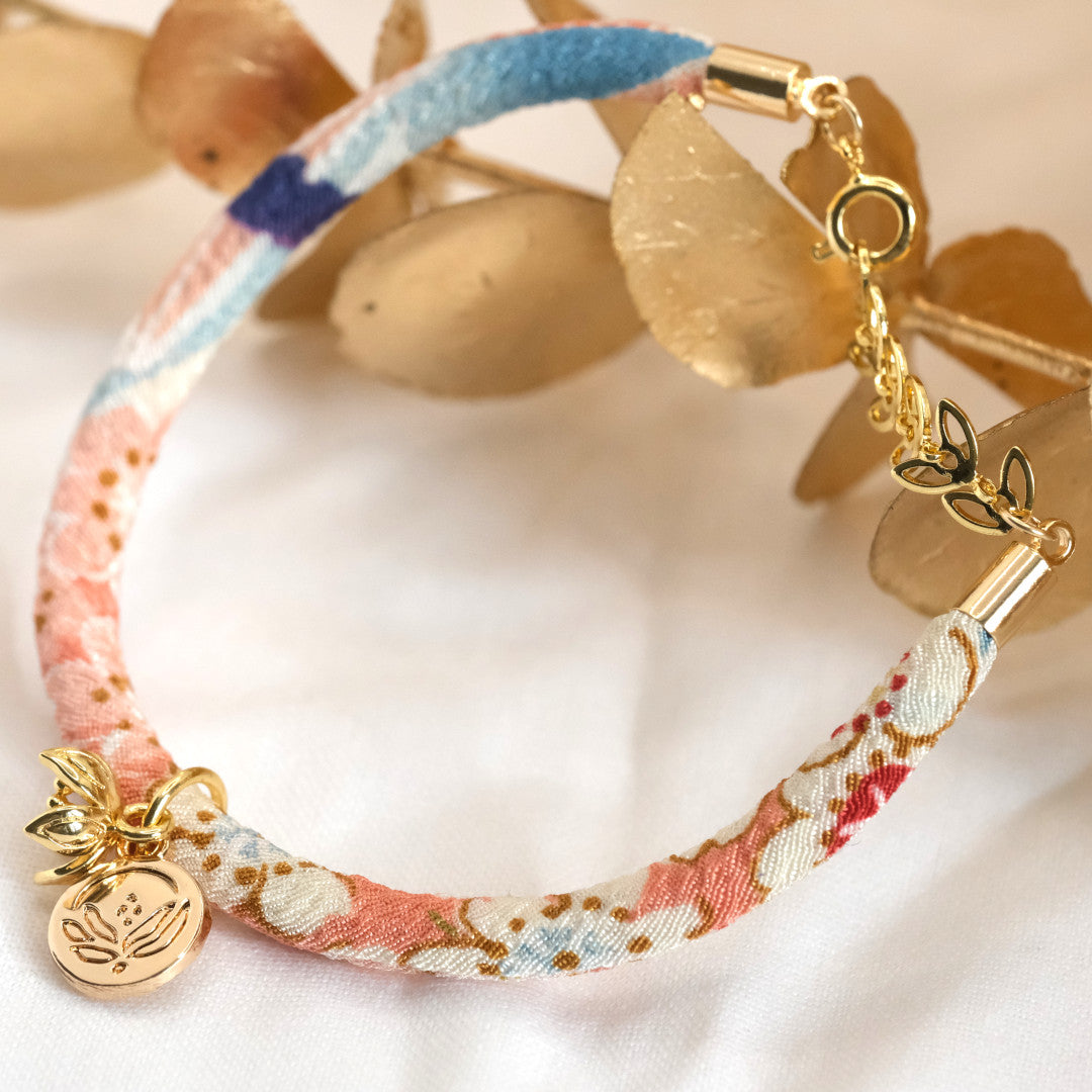 Japanese sakura silk bracelet pink &quot;Yon&quot; with a cherry blossom
